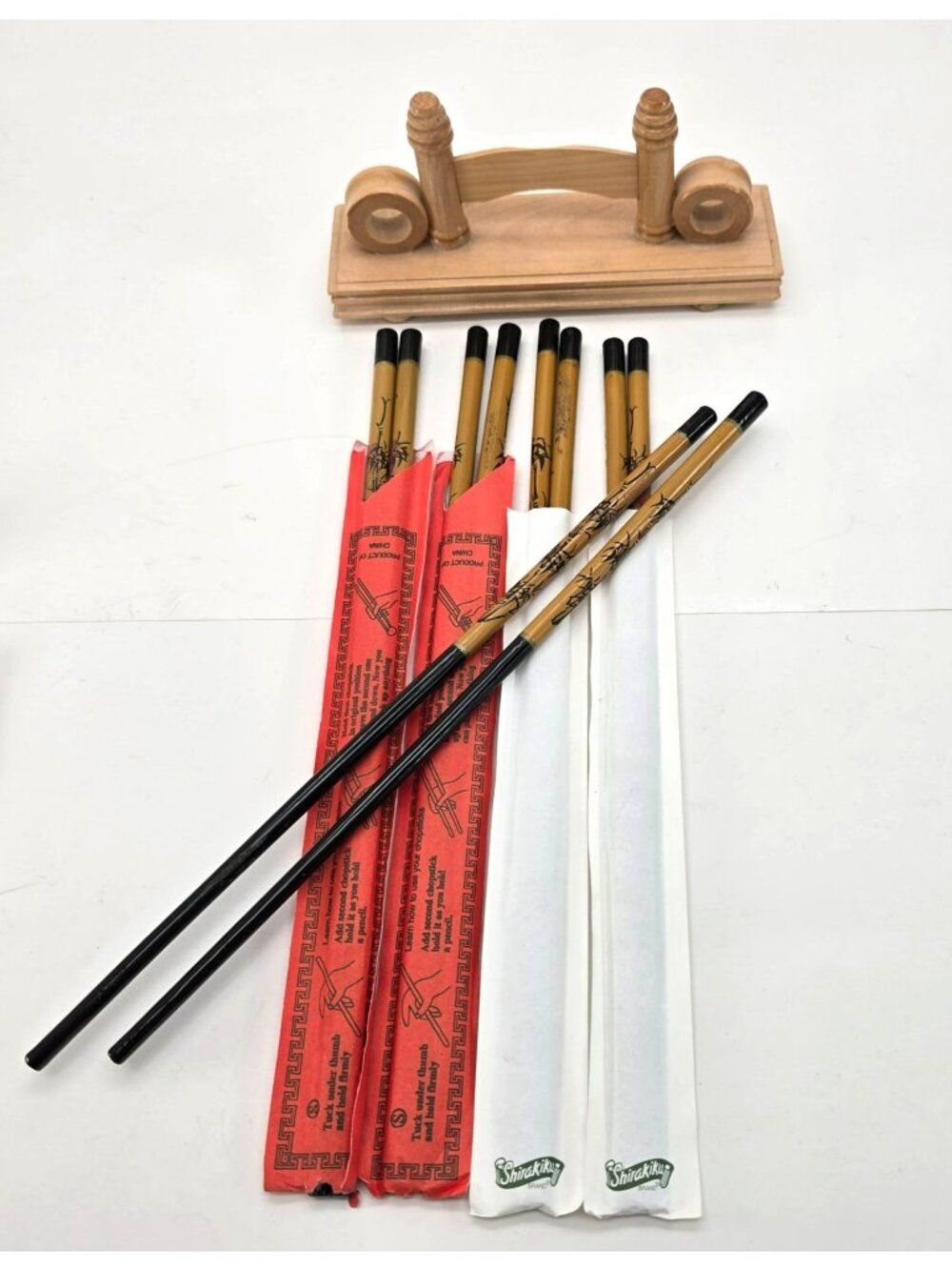 Vintage Bamboo Chopsticks With Wooden Rest Holder Set Of 5 je180